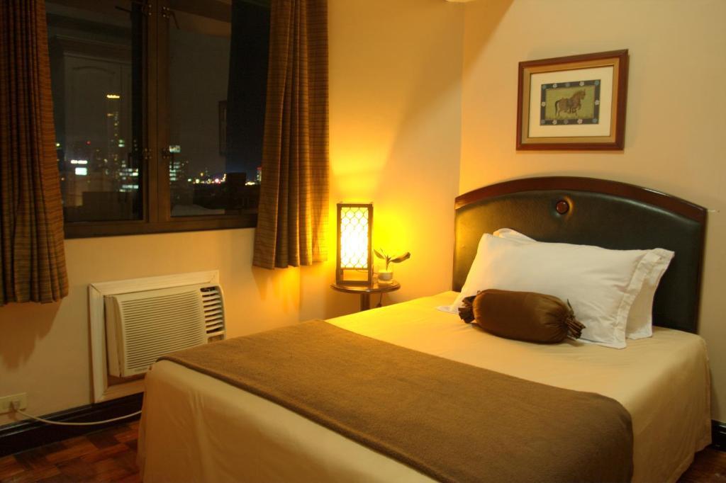 Prince Plaza II Condotel Makati City Zimmer foto